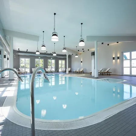 Reetland Am - Luxus Reetdachvilla Mit 3 Schlafzimmern, Sauna Und Kamin G05