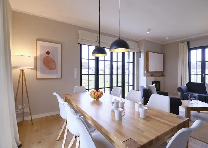 Reetland Am - Luxus Reetdachvilla Mit 3 Schlafzimmern, Sauna Und Kamin G05 Dranske