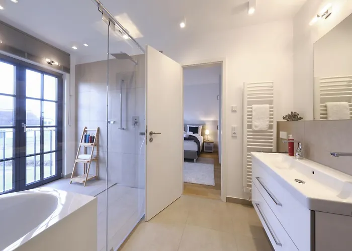 Reetland Am - Luxus Reetdachvilla Mit 3 Schlafzimmern, Sauna Und Kamin G05 Villa *