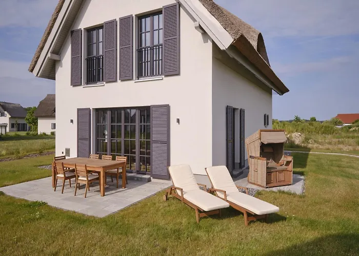 Villa Reetland Am - Luxus Reetdachvilla Mit 3 Schlafzimmern, Sauna Und Kamin G05 Dranske